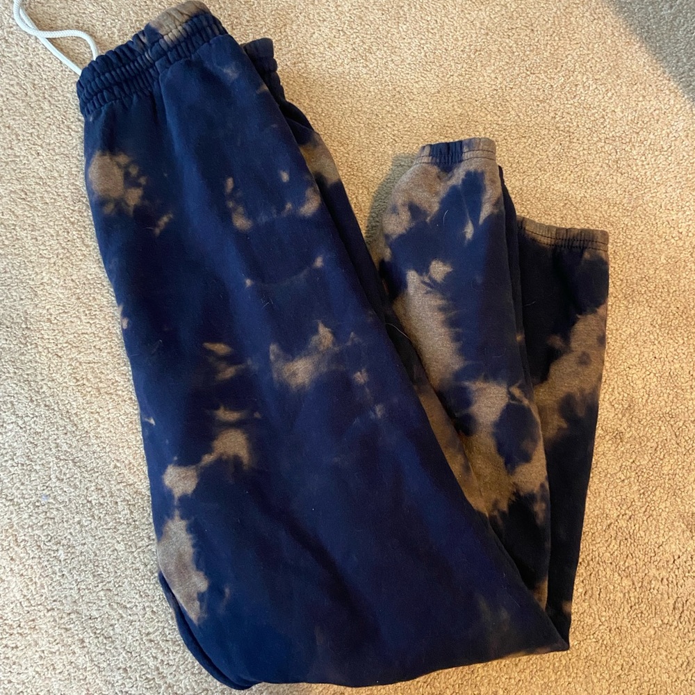 sweatpants